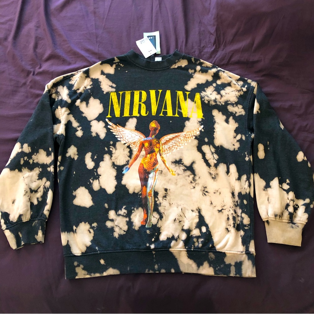H&M Black and Tan Nirvana Sweatshirt NO tags attached